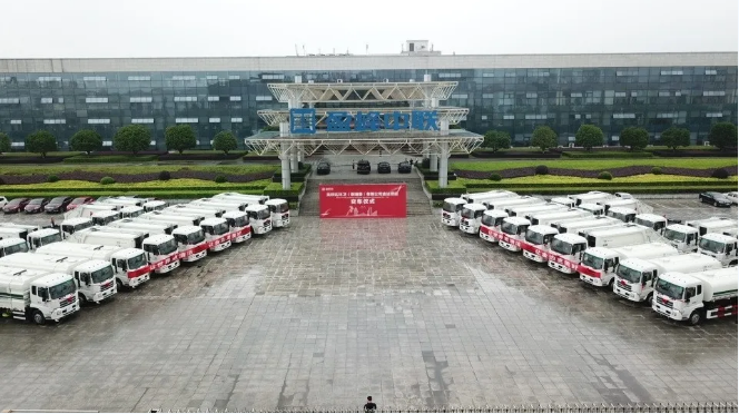 ballbet贝博环境批量环卫装备发往柬埔寨，助力“一带一路”建设